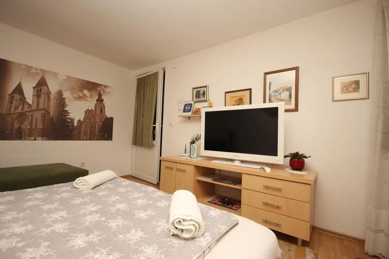 Kaya Apartments
