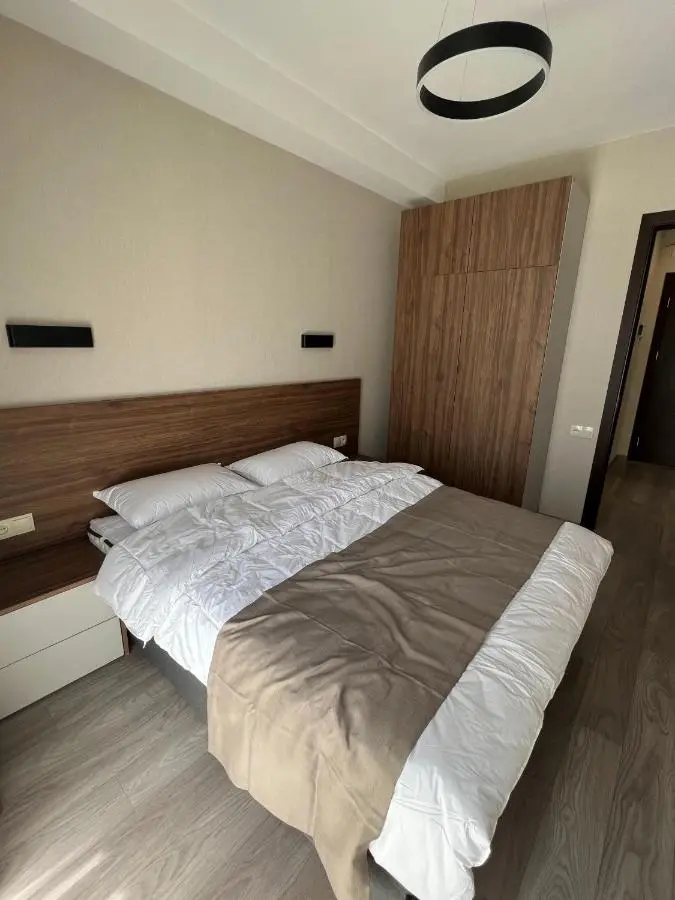 Crystal Loft - C408