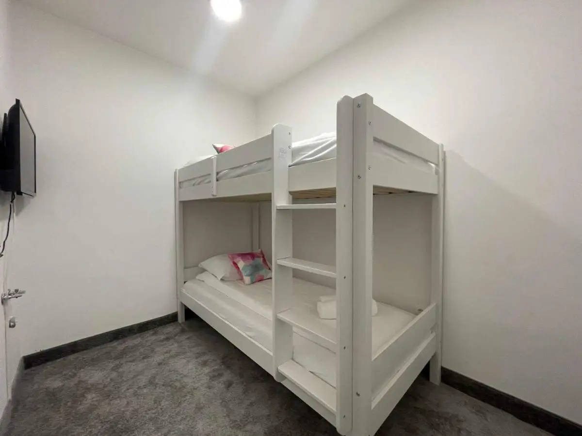 Hotel Story