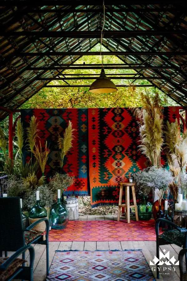 Gipsy Village Park Hotel