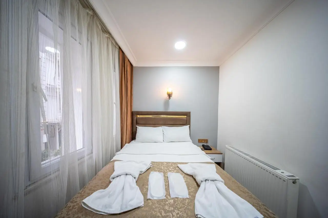 LAOS OTEL