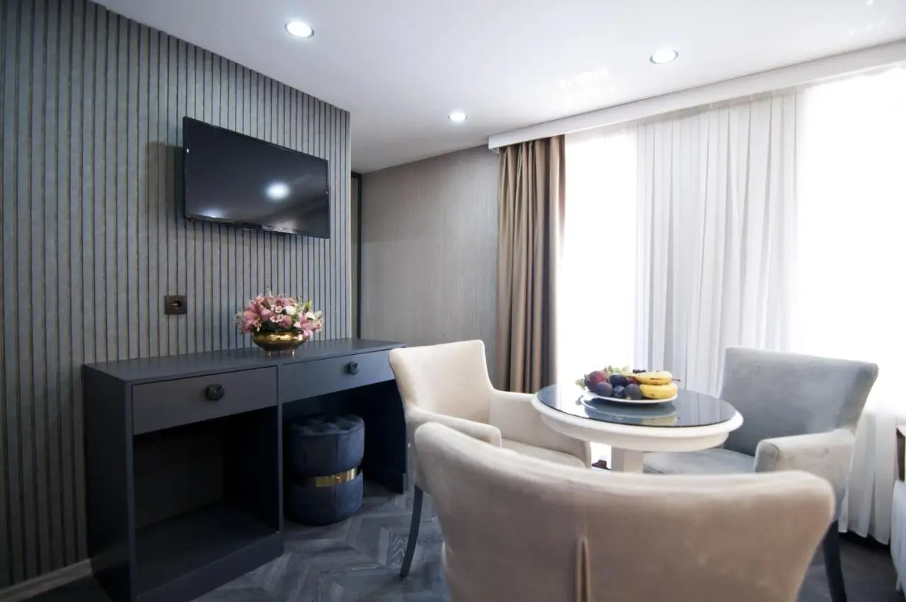 Grand Bagoz Hotel