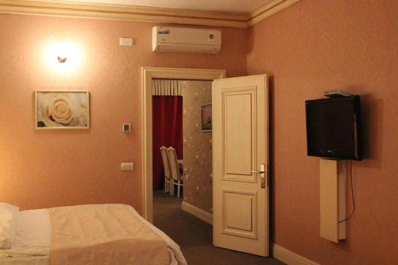 Alp Inn Hotel