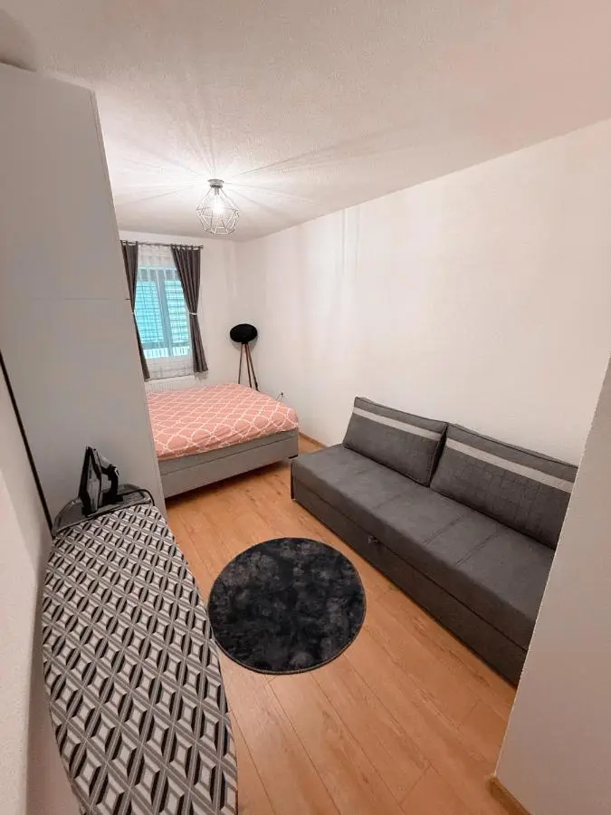 Apartment Saturday
