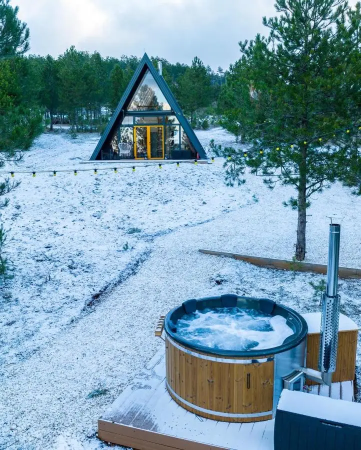 Continental Adventure Resort - Mountain Escape & Glamping