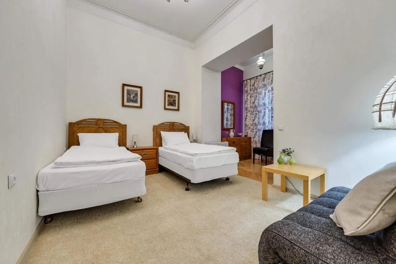 House 52 Boutique Hotel