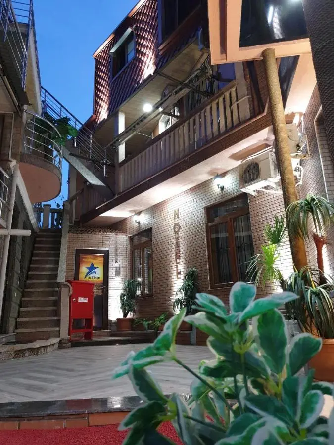 Hotel Old Star