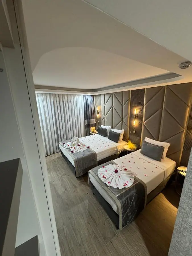 Elysia Plus Hotel