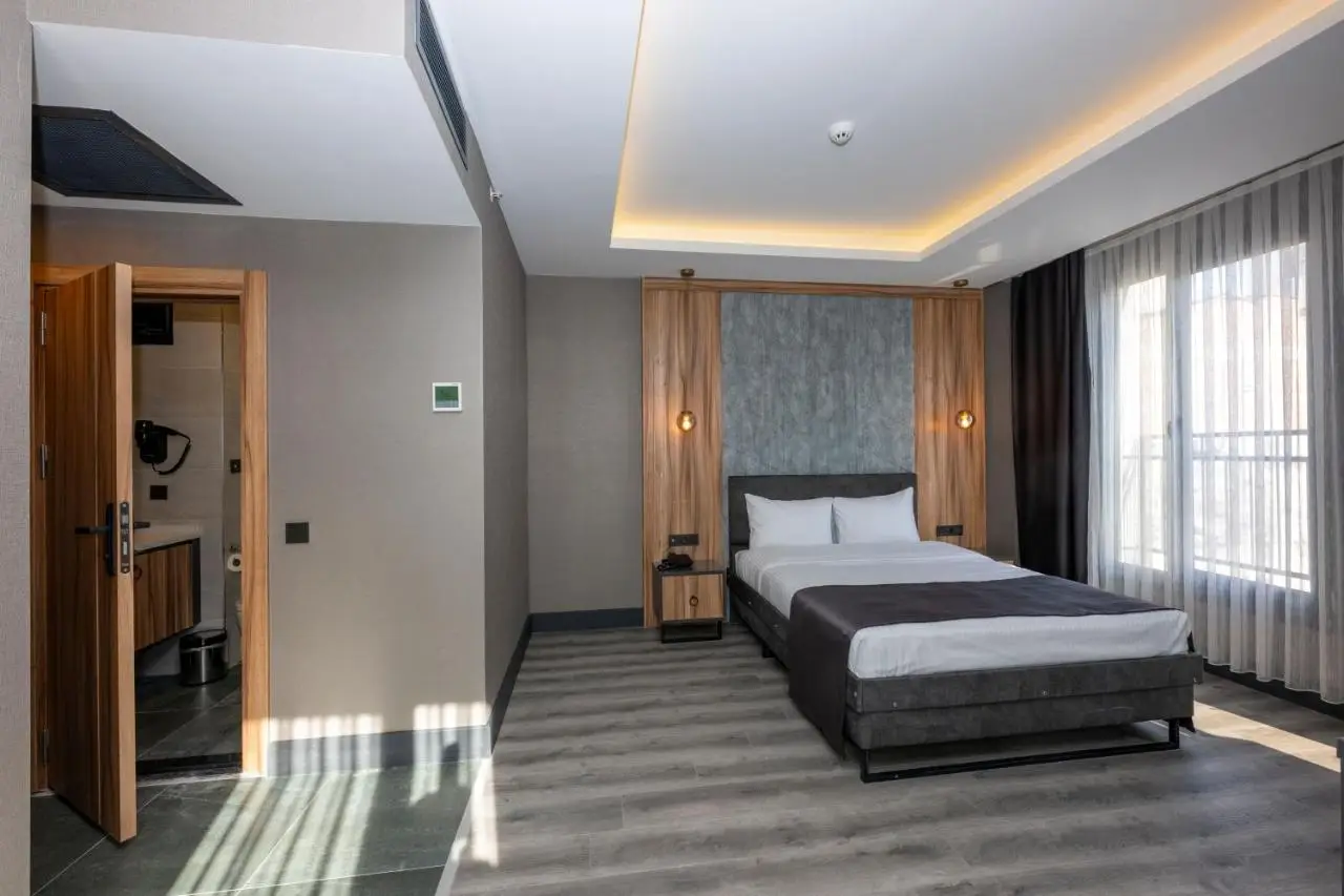 The Nirvanas Hotel