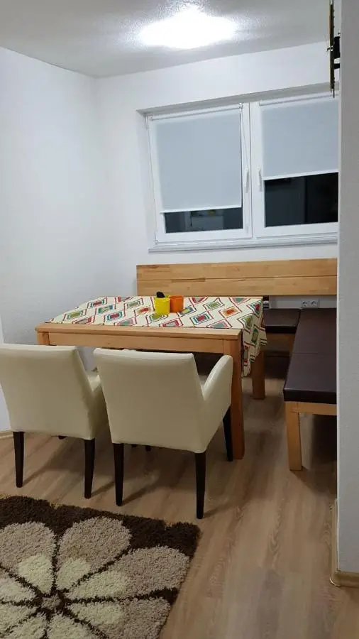 Green Garden Apartment
