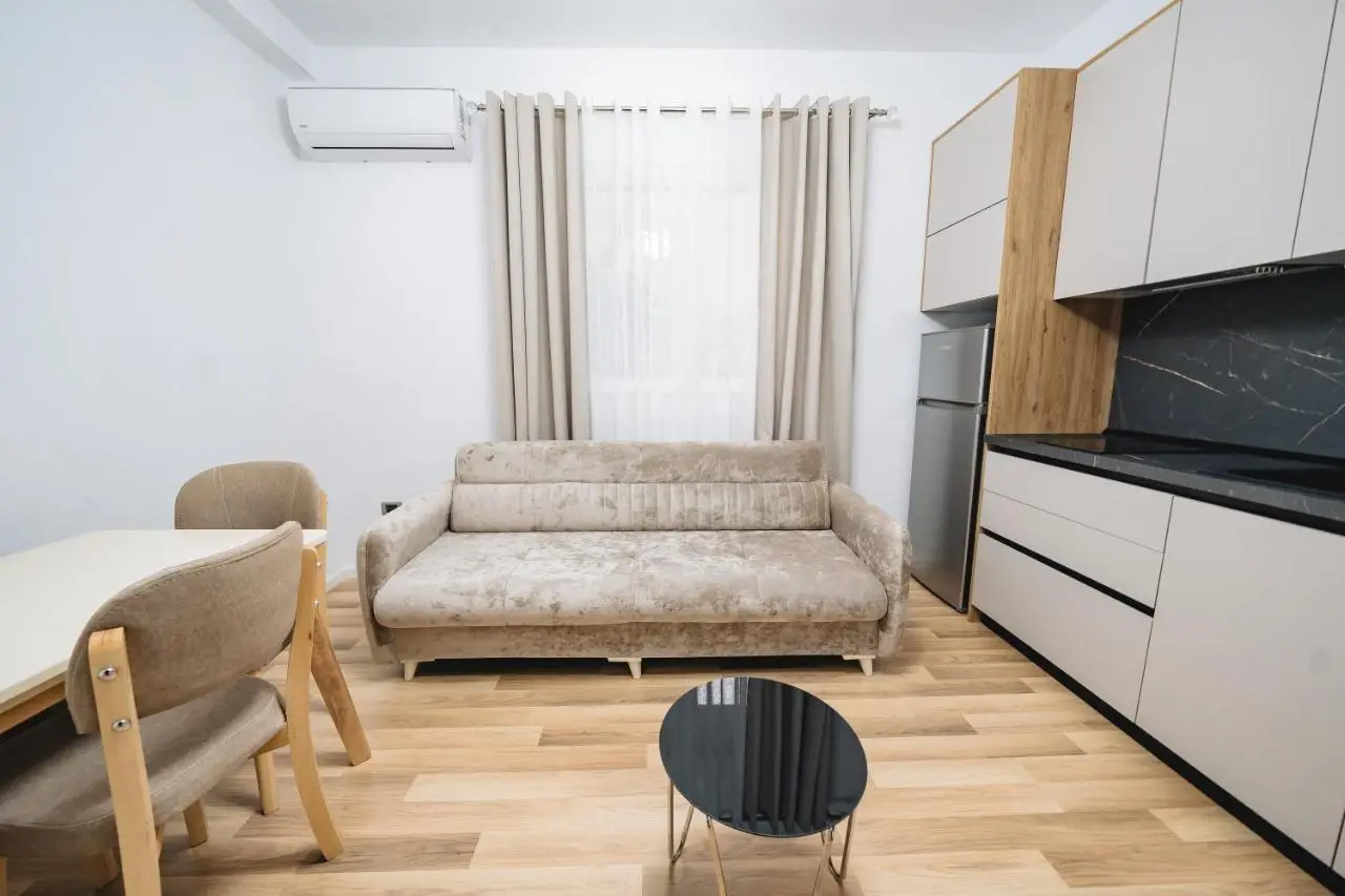 Leka Apartment