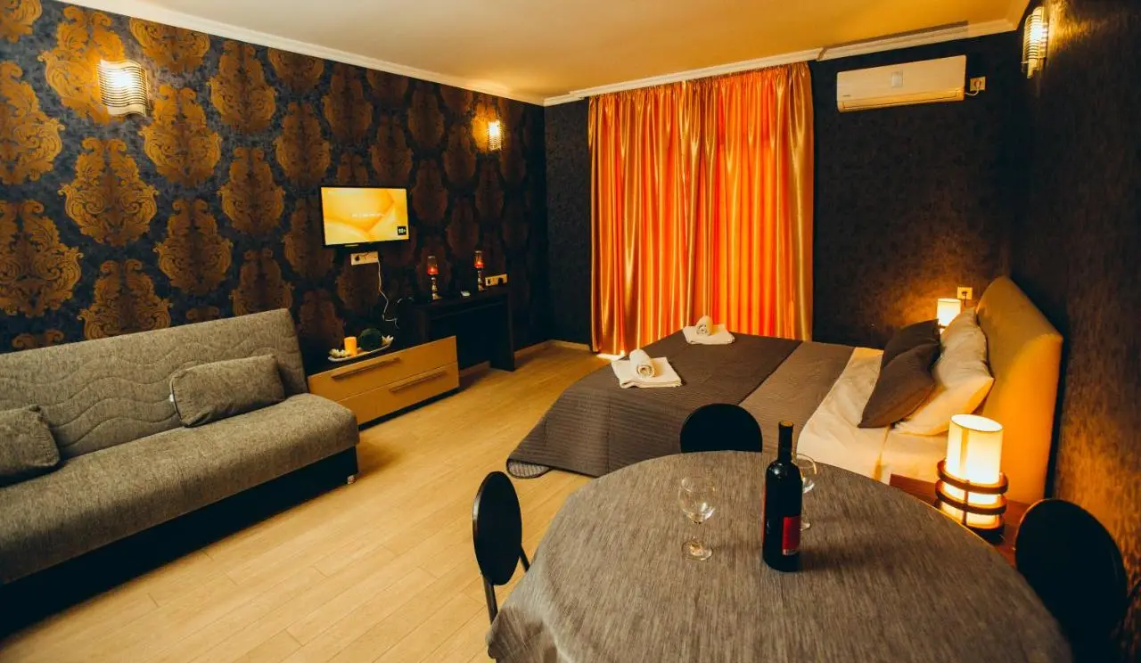 Sea Towers Suite