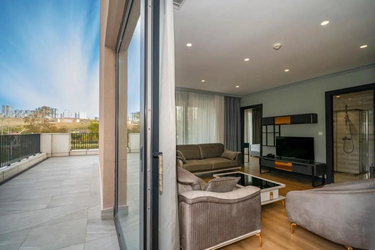 Rusel Park Residence