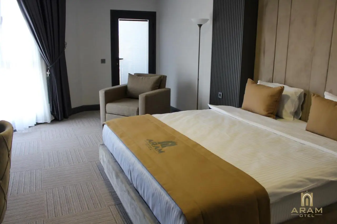 Aram Otel Business & Luxury