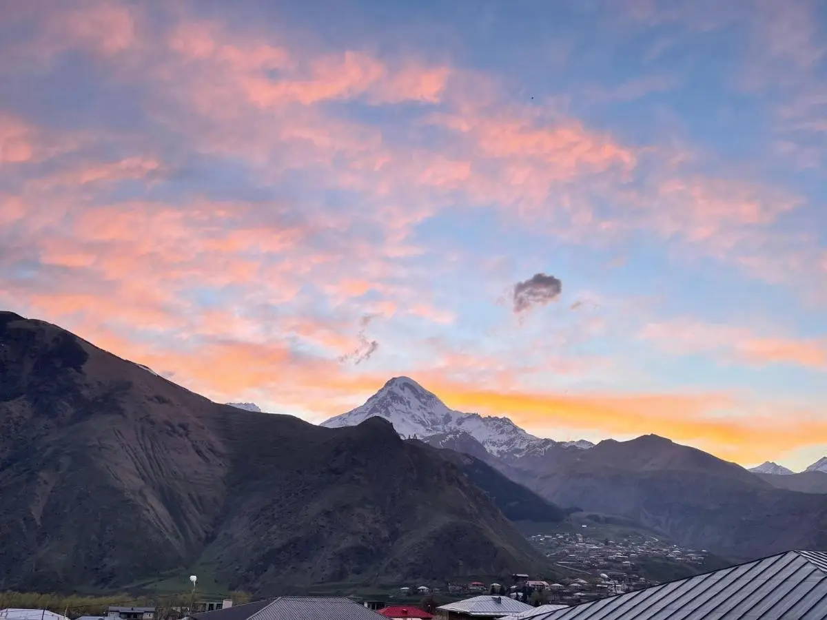 Hotel Misty Mountain