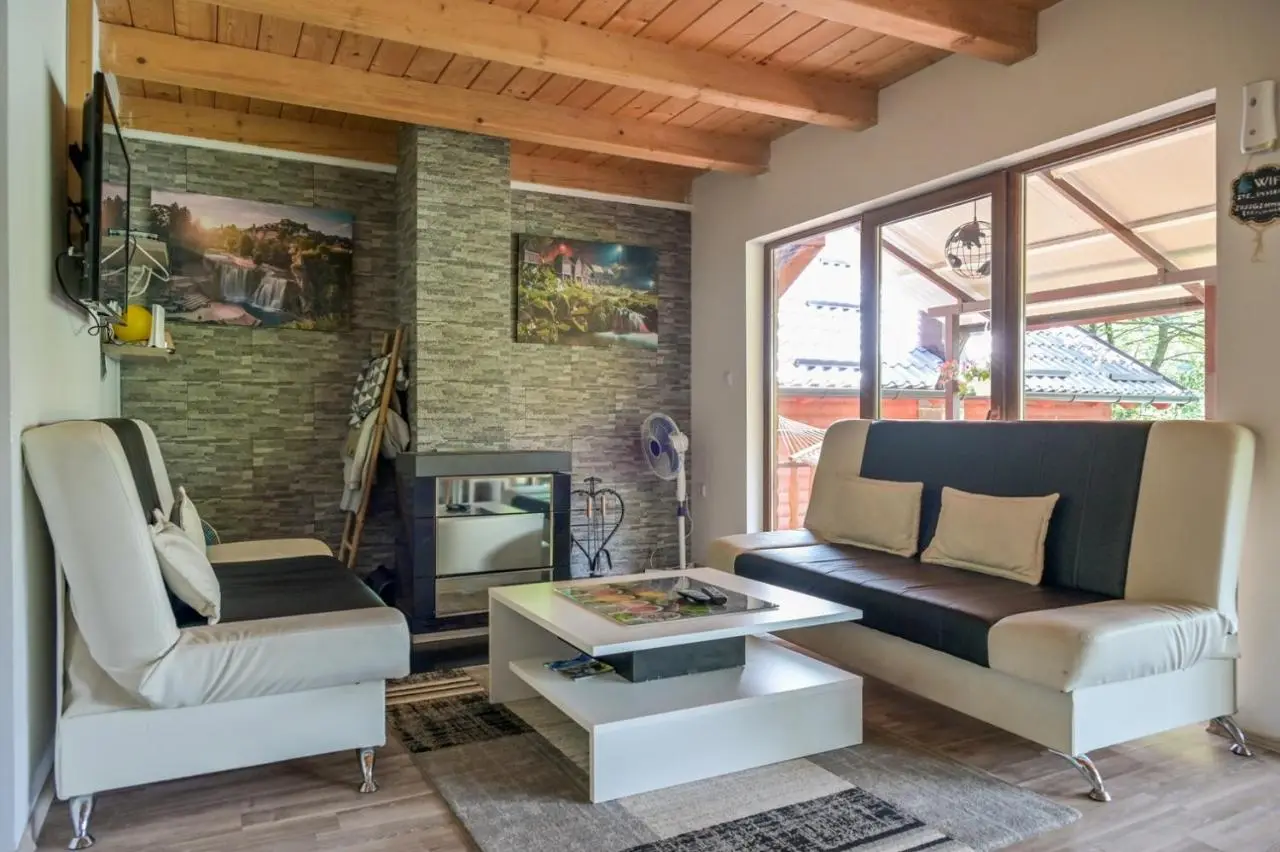 Forest Dream Lake House