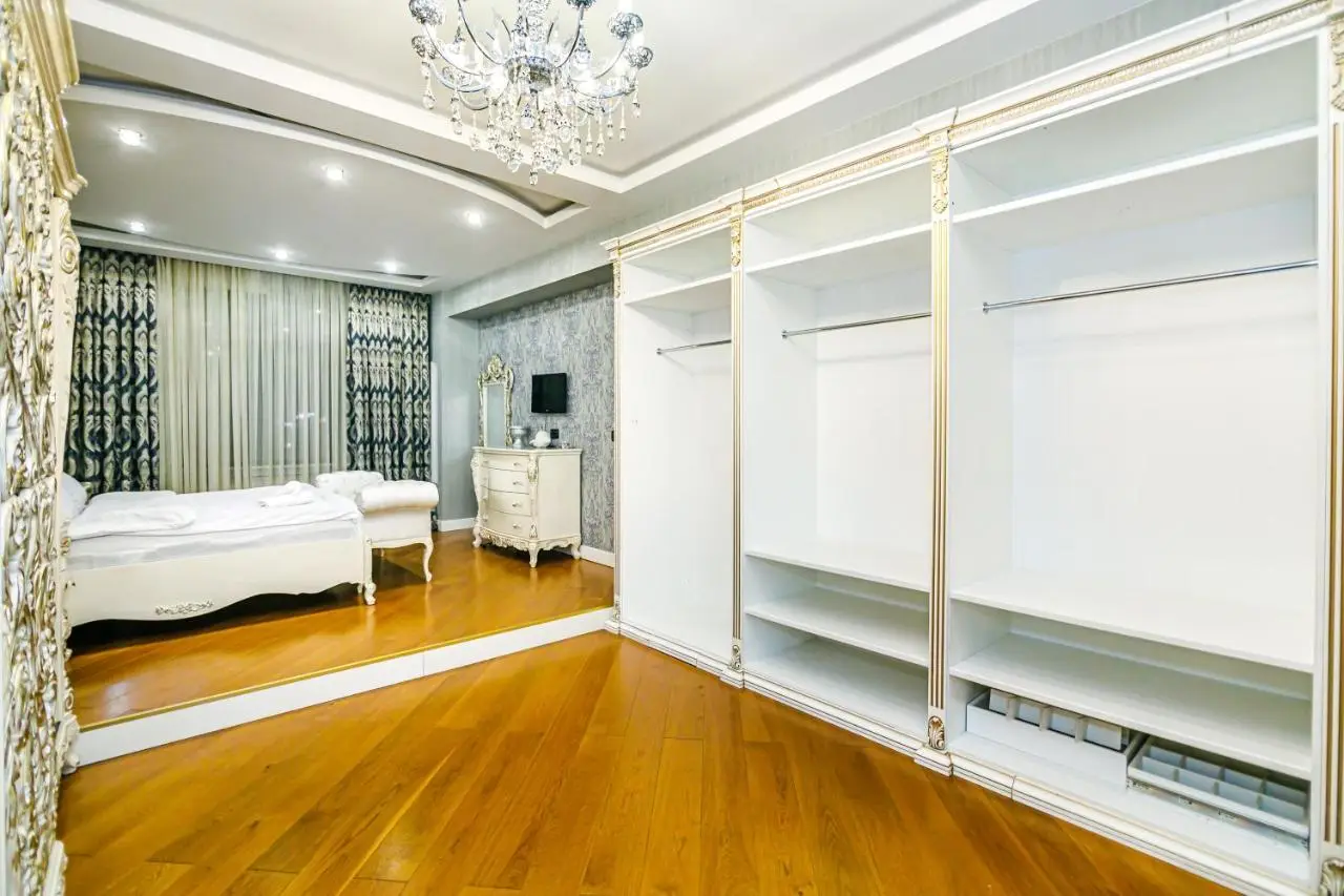 Luxury AMOR Sea View Nizami street