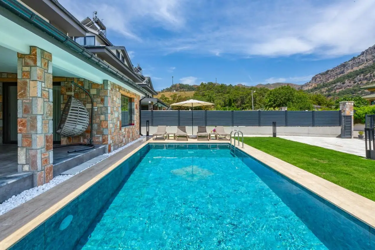 Villa Palmiye by Villa Safiya