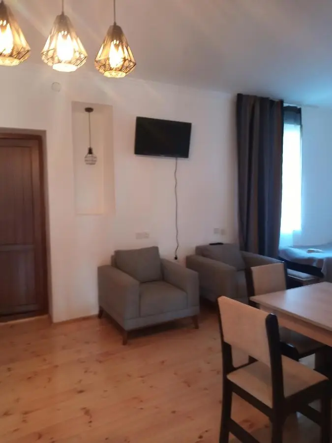 Guesthouse Data
