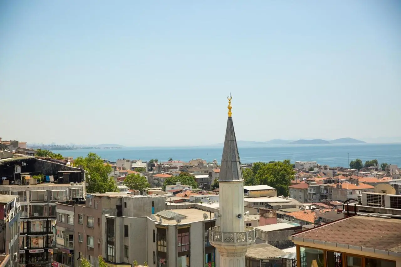 Yuksel Hotel