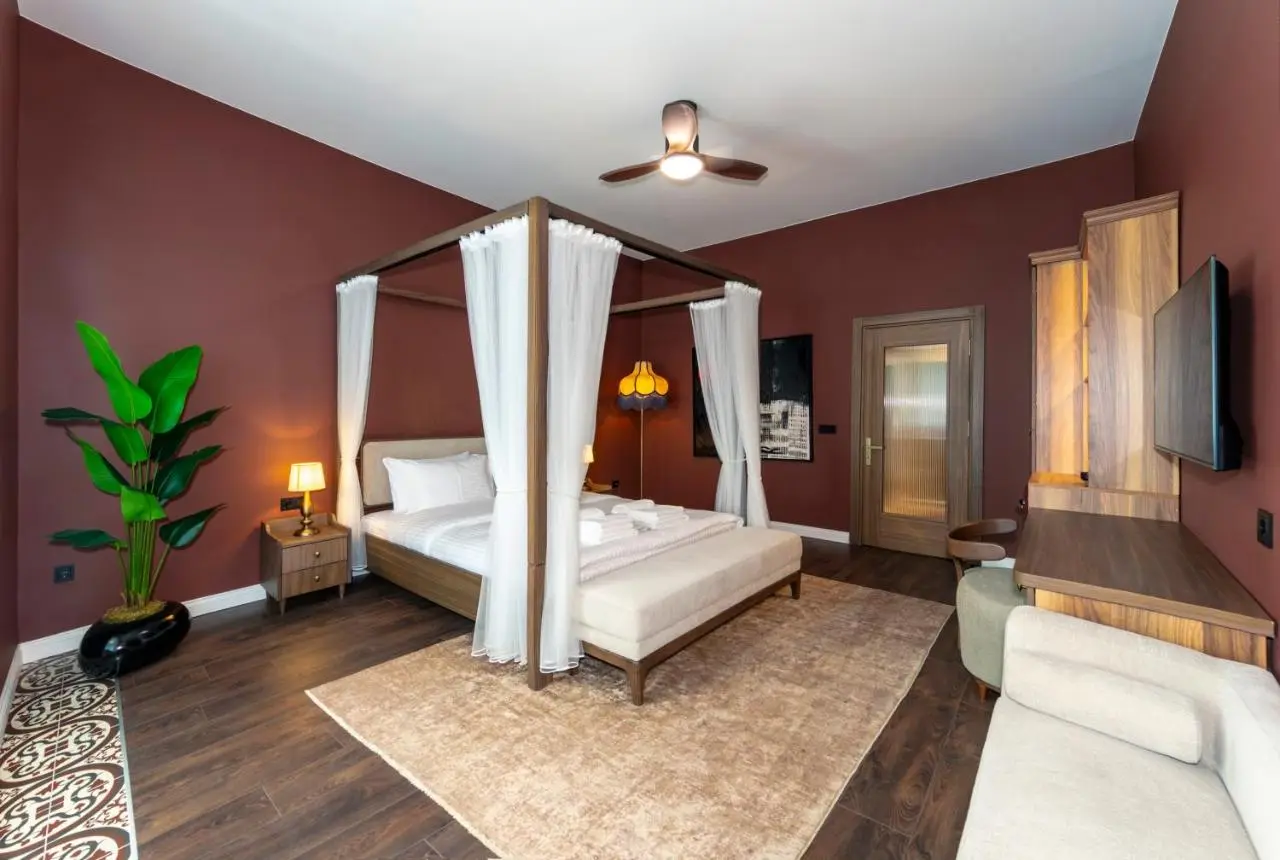 CLK Suites Hotel