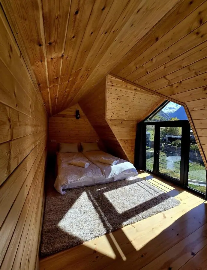 Grand Mountain Cottage