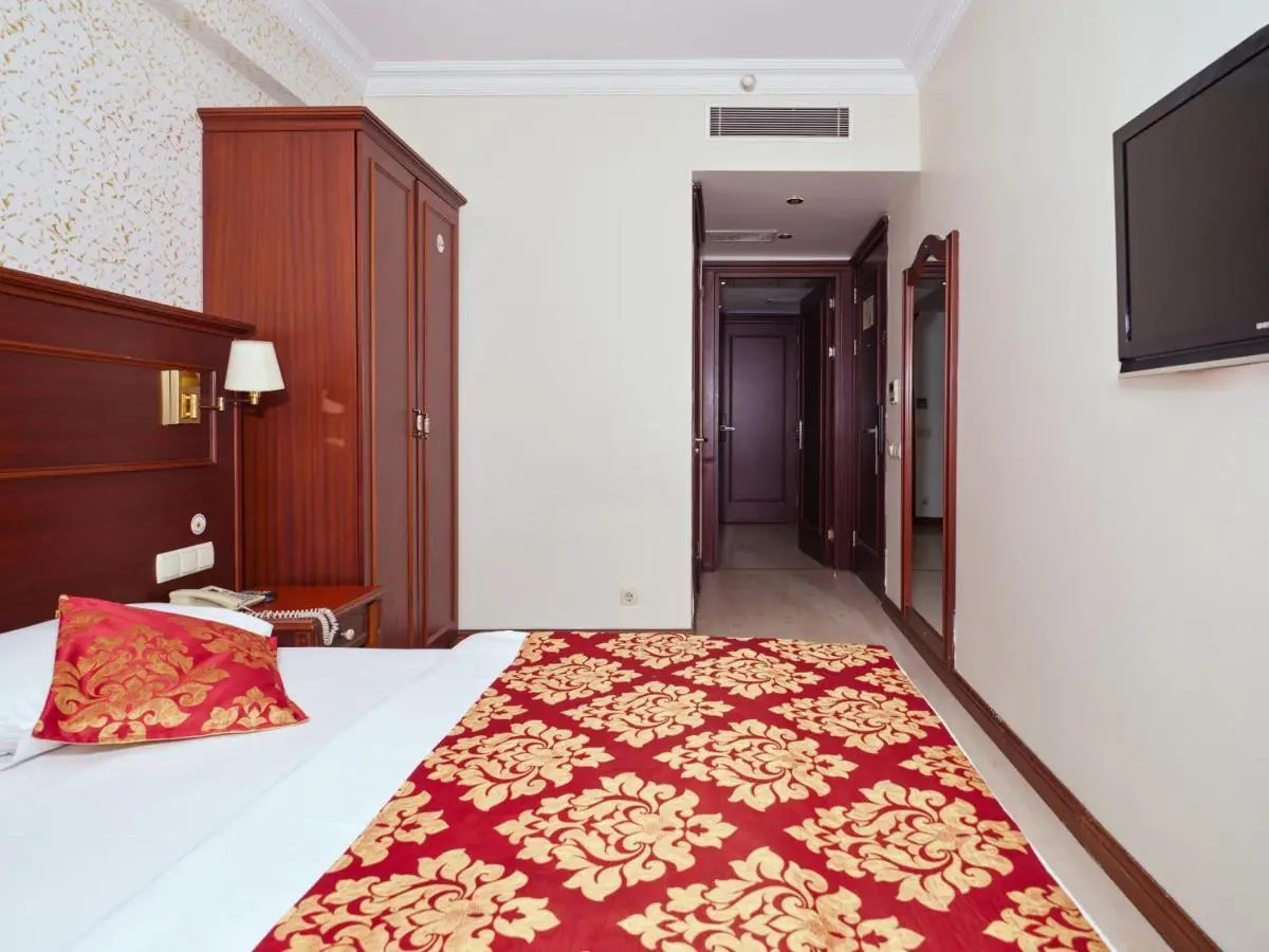 Istanbul Newcity Hotel