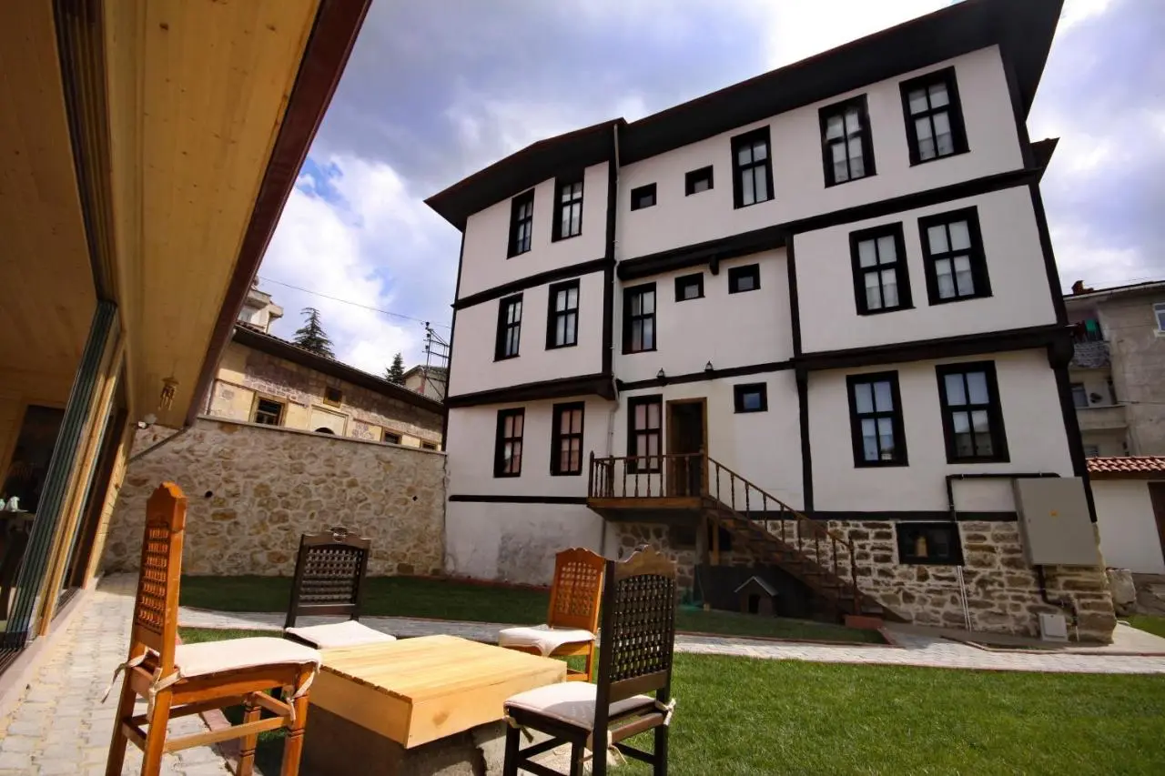 Kadıoğlu Konağı