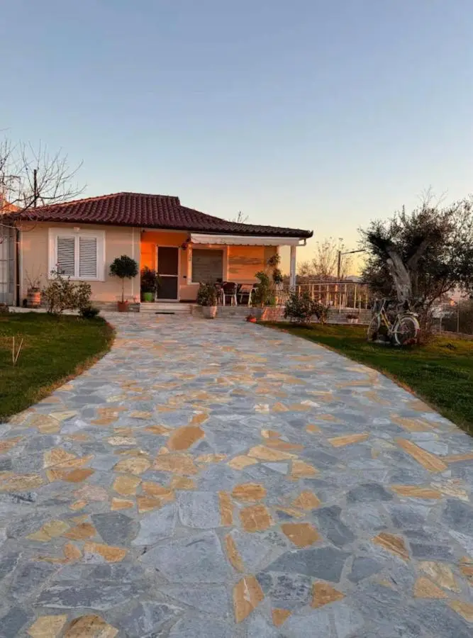 Villa Nikol