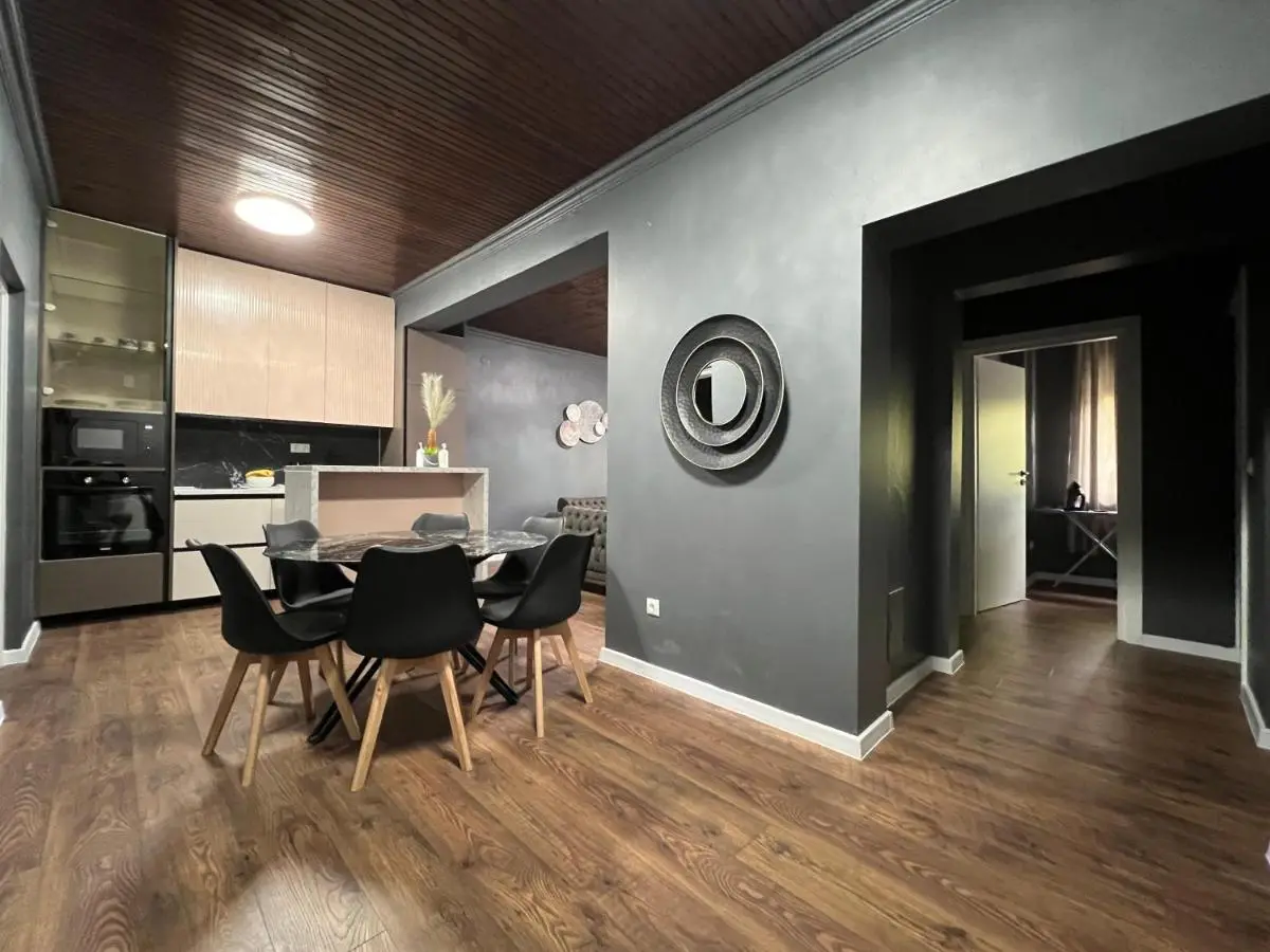 Lux apartments Crystal-center