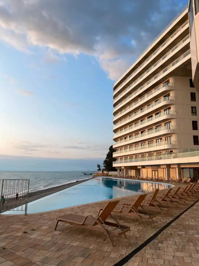Bamboo Beach Apartments