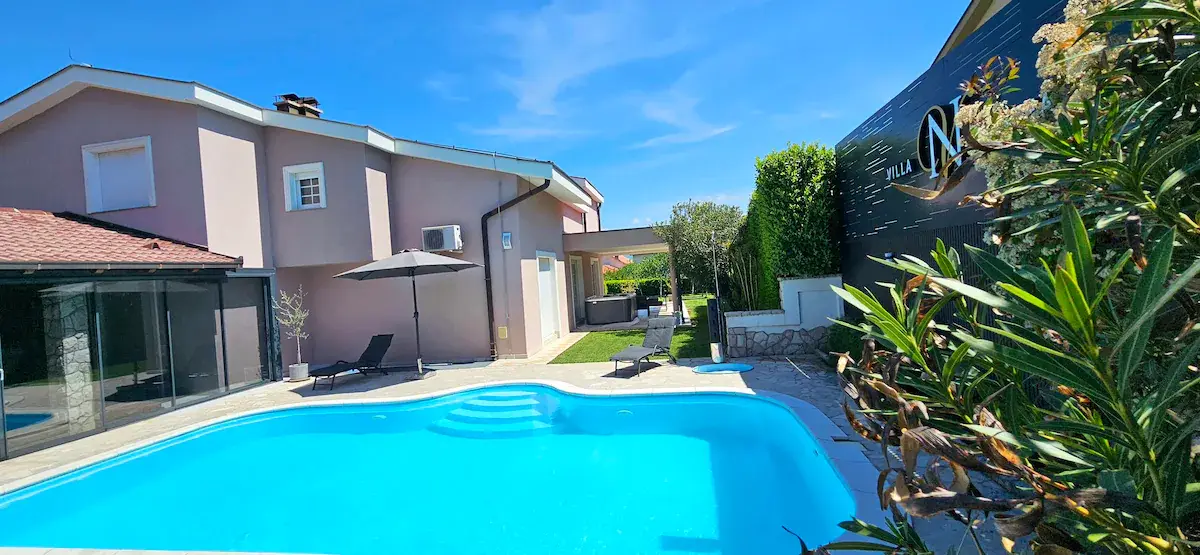 Luxury Villa Nevena with pool&jacuzzi