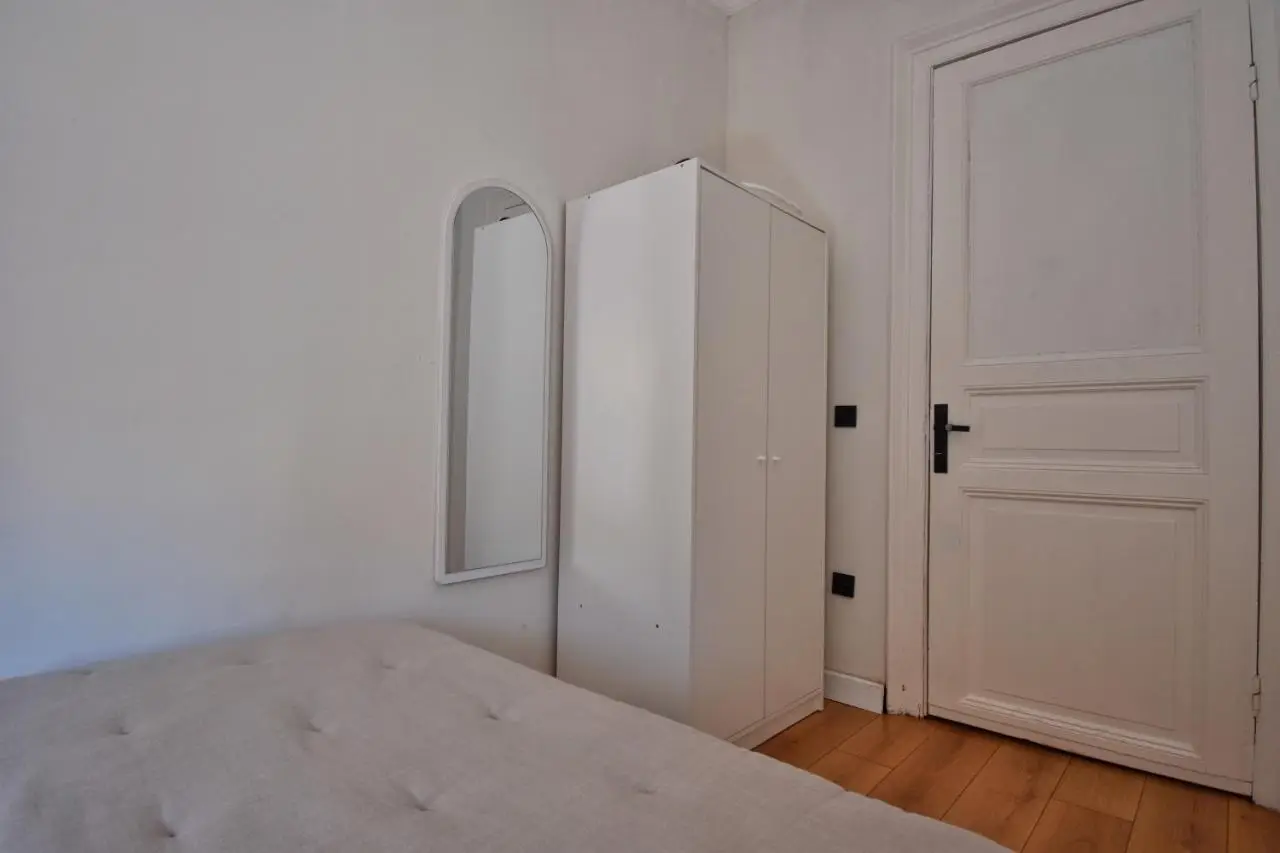 Cozy Renovated 3BR near Taksim- Santur D10