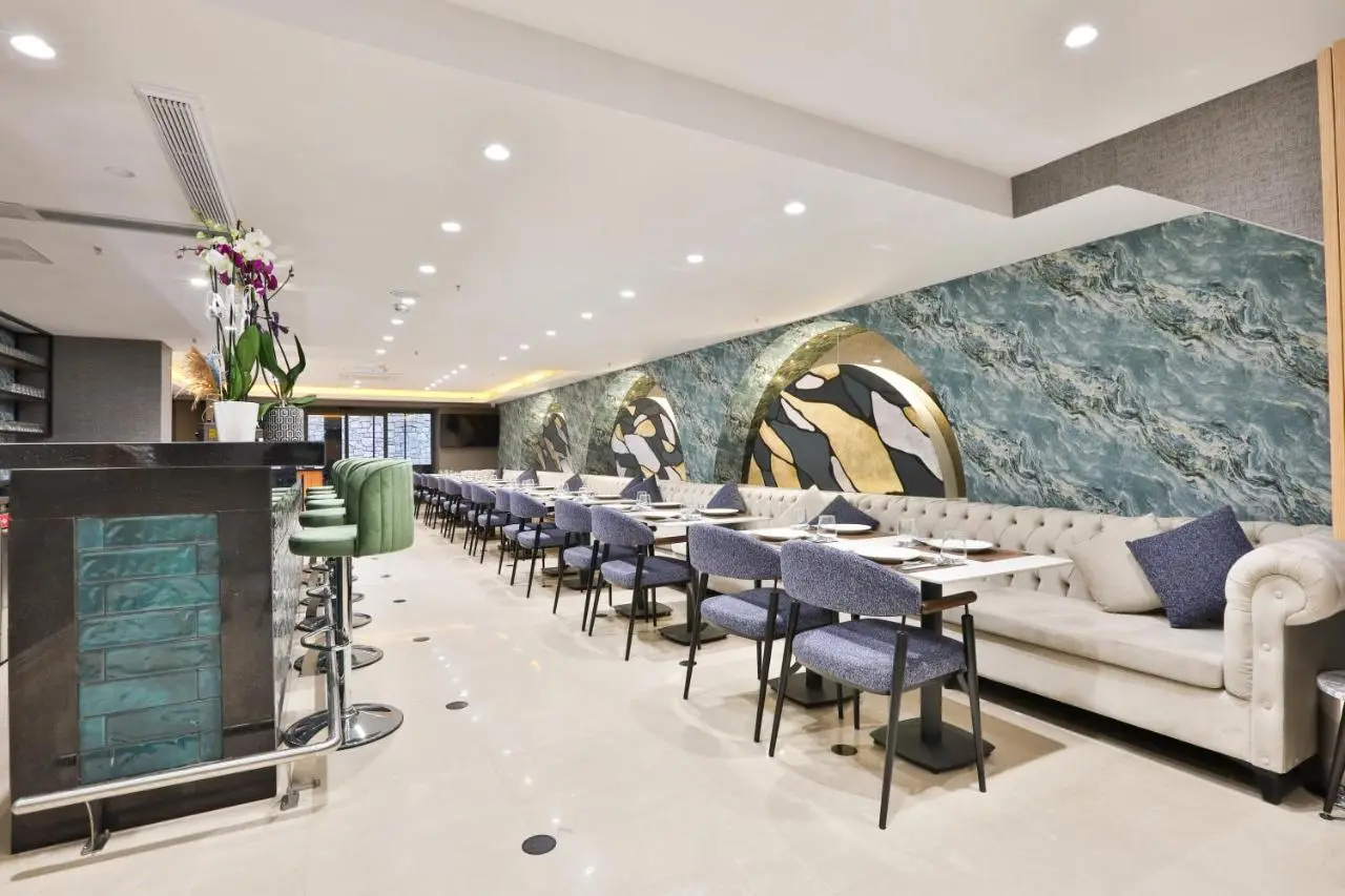 Istanbul Taksim Pera Star Hotel - Istiklal Street