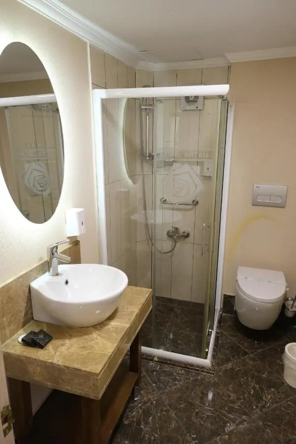 Artan Hotel