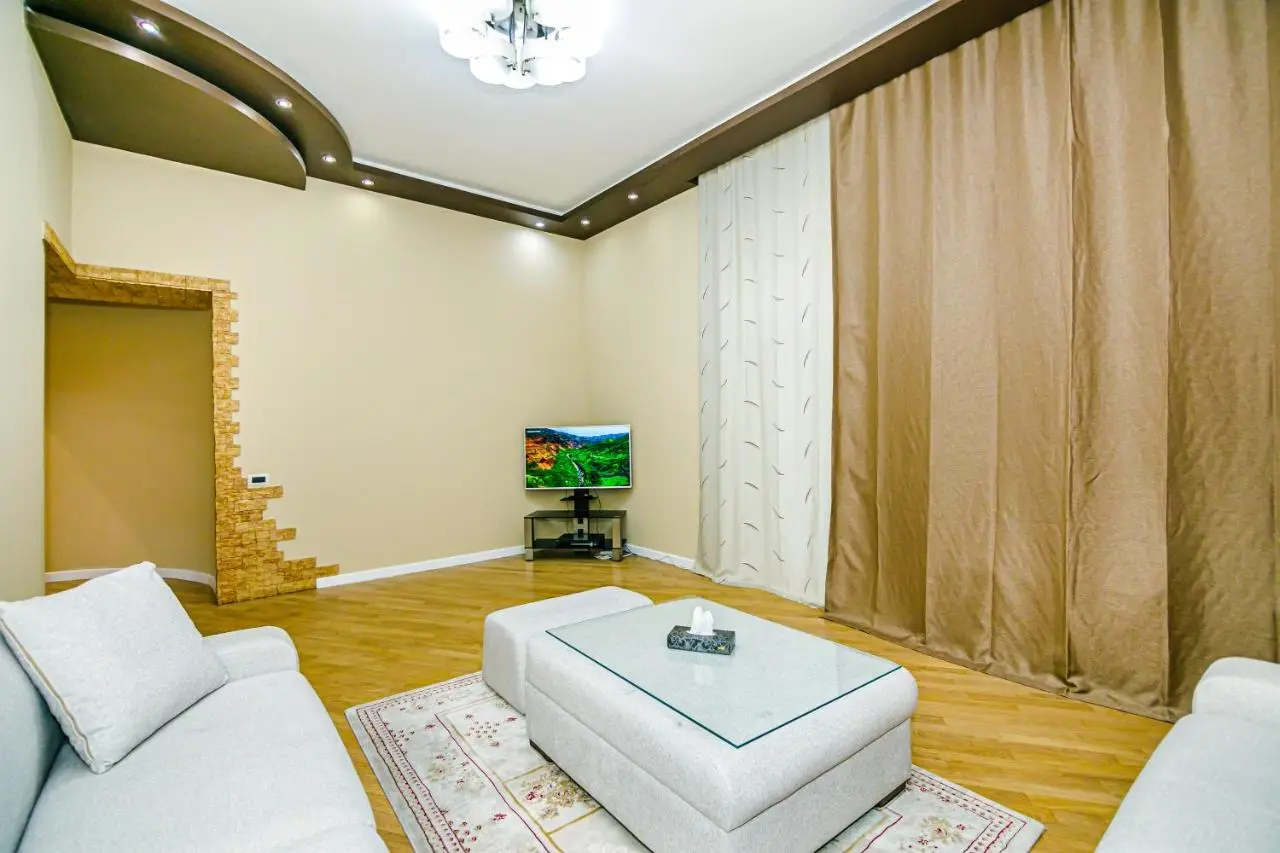 RICHARD Luxury Apartment in Nizami street
