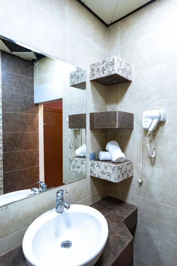 SECRET HOTEL