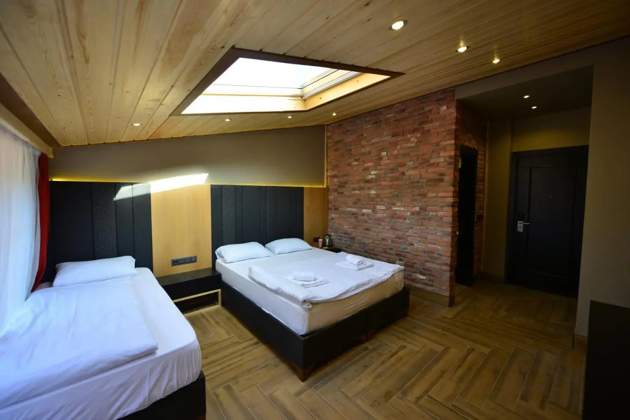 Inanlar Deluxe Hotel & Bungalow