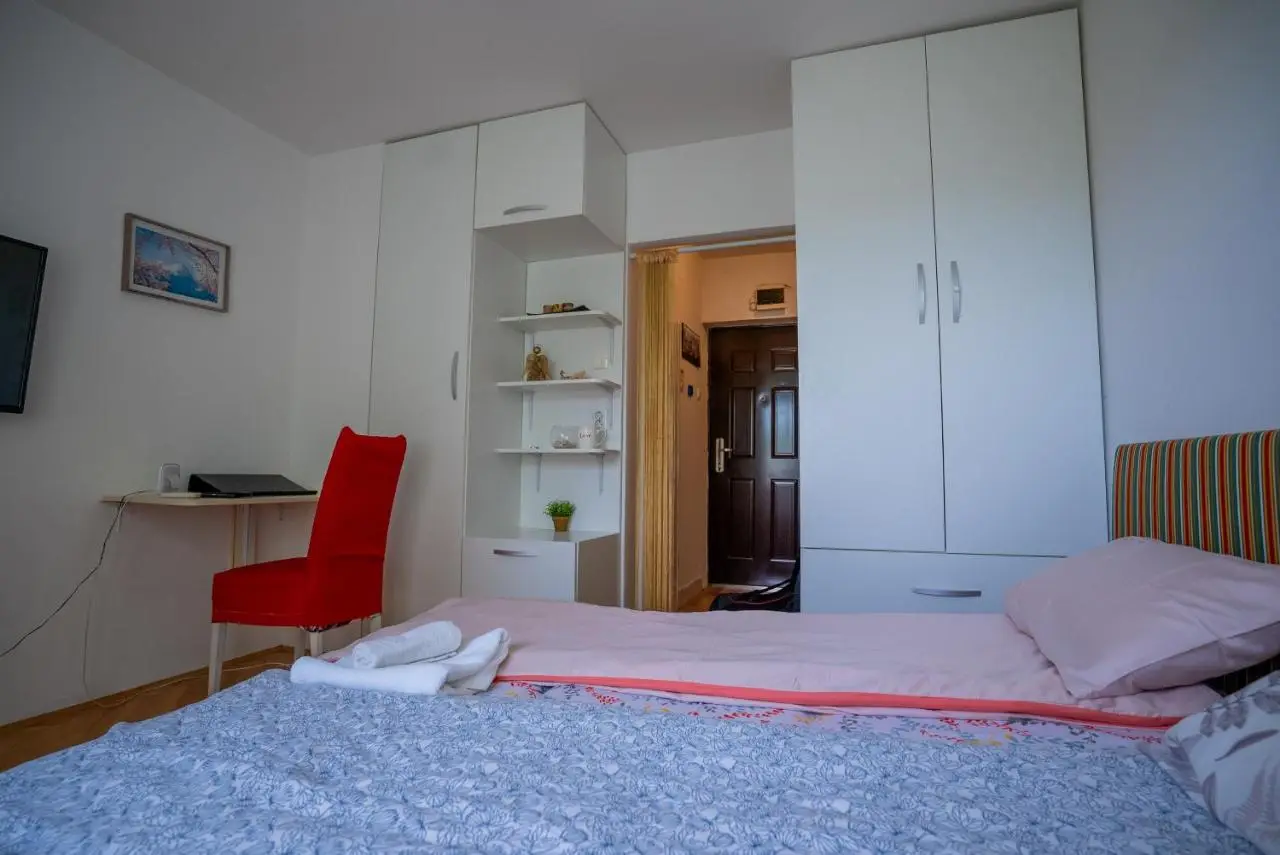 Minnie Apartment