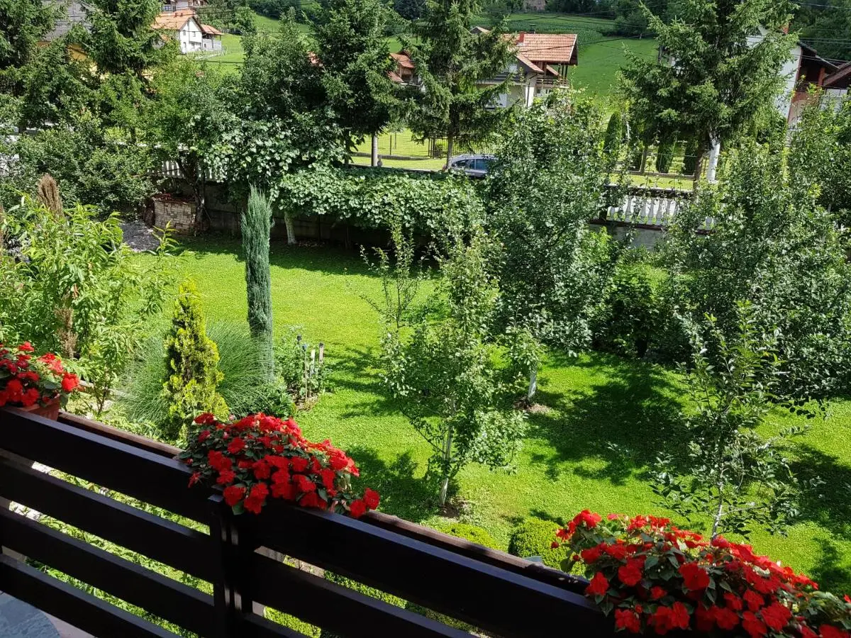 Apartment Paradise Enver