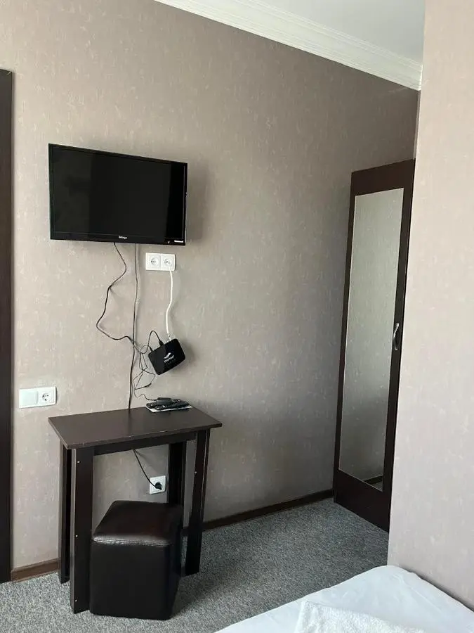 Hotel Eight