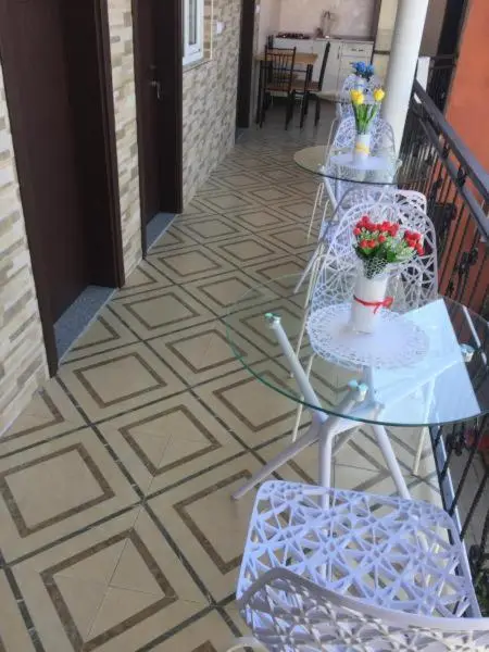 Nana's House