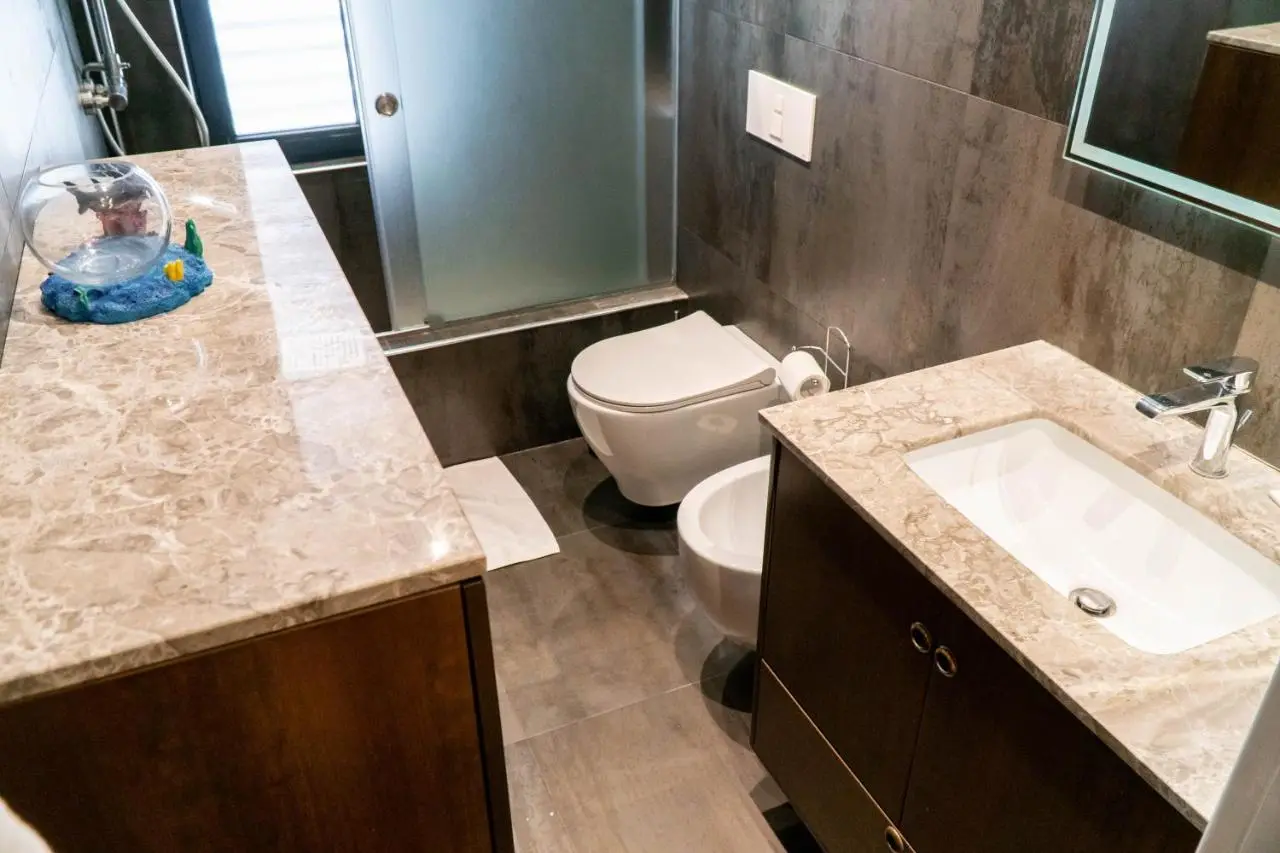 Signature apartment 12
