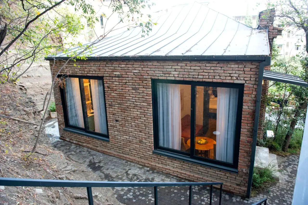 Funicular Inn Apartments