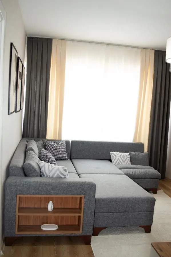 Luxe Suite AI28