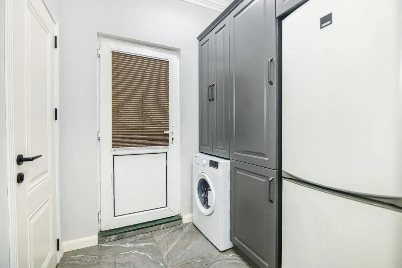 Nizami Street New Apartment Mojo