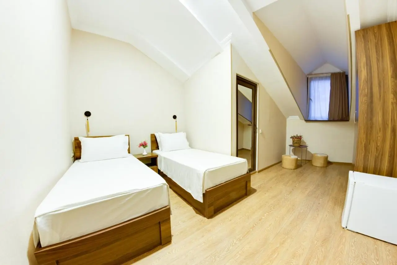 Sina Hotel