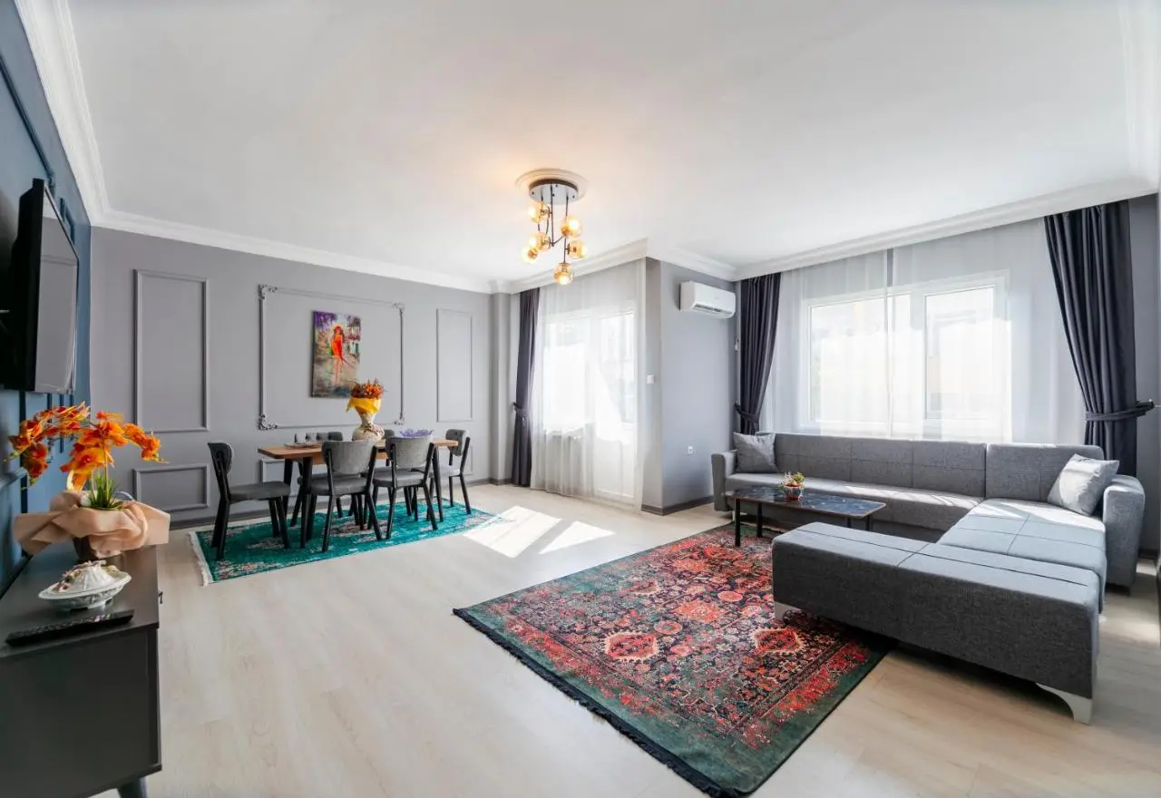 Hexa Suites Hotel