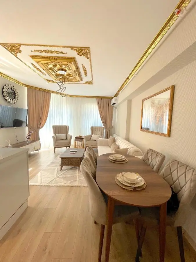 King Panorama Suite HI9