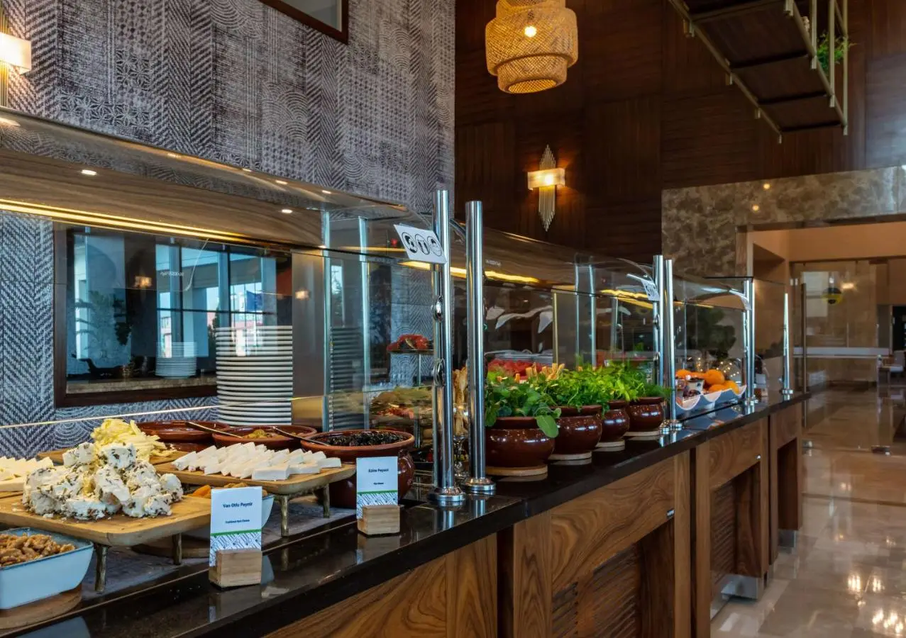 Doubletree by Hilton Van